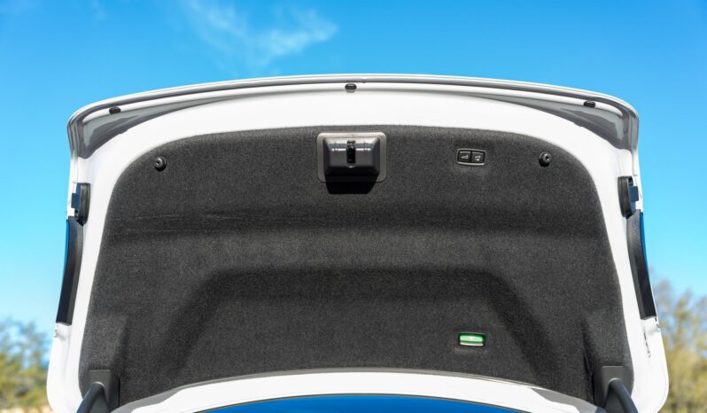 								2022 Porsche Taycan full									