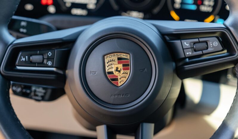 								2022 Porsche Taycan full									