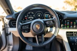 										2022 Porsche Taycan full									