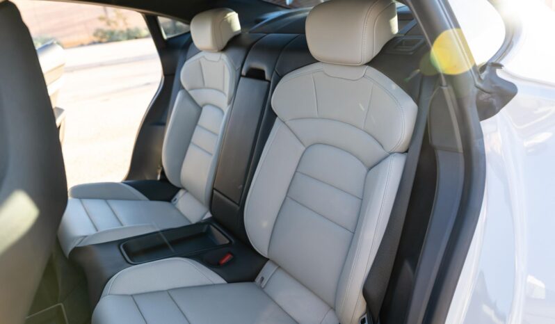 								2022 Porsche Taycan full									