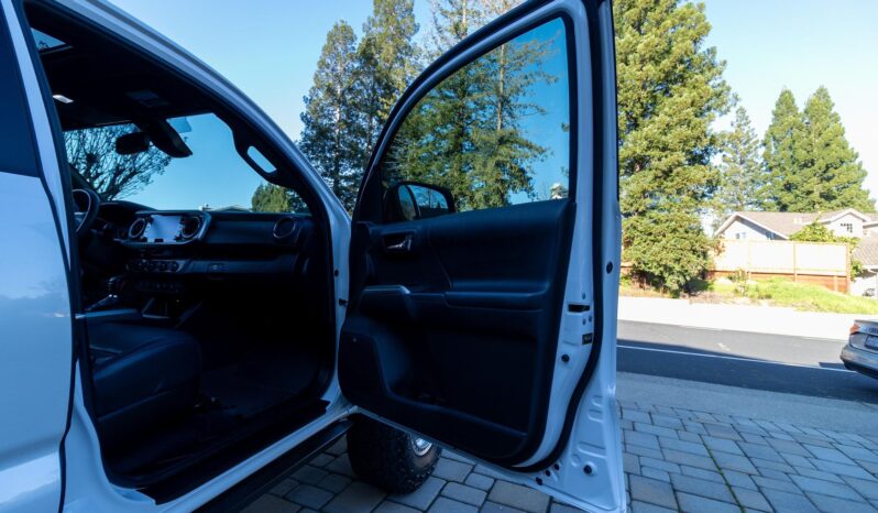 								2023 Toyota Tacoma Limited Double Cab 4×4 full									