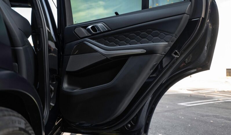 								2022 BMW X5 M Competition full									