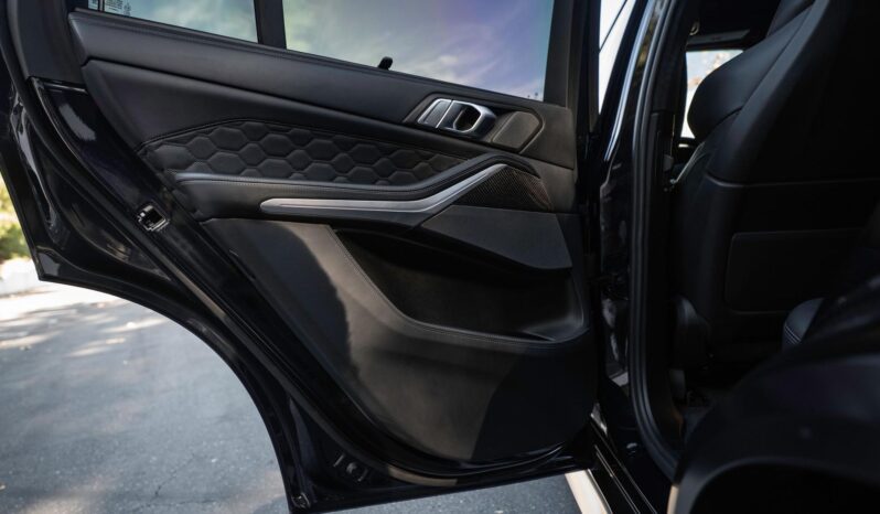 								2022 BMW X5 M Competition full									