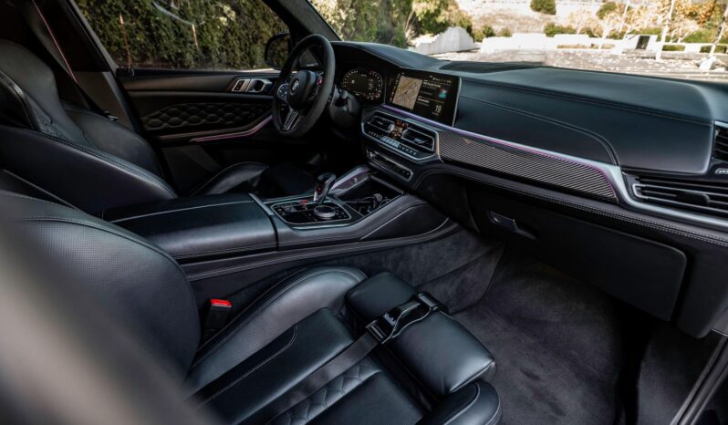 								2022 BMW X5 M Competition full									