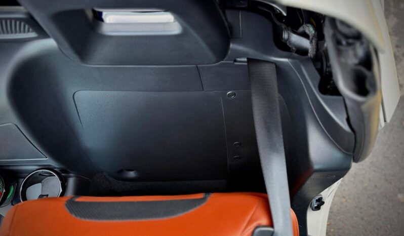 								2022 Mazda MX-5 Miata RF Grand Touring full									