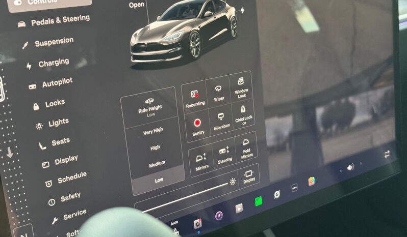 								2022 Tesla Model S Long Range AWD full									