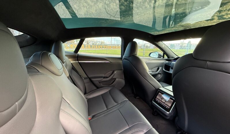 								2022 Tesla Model S Long Range AWD full									