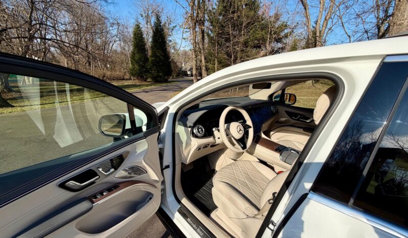 								2023 Mercedes-Benz EQS 580 4Matic SUV 536-hp full									