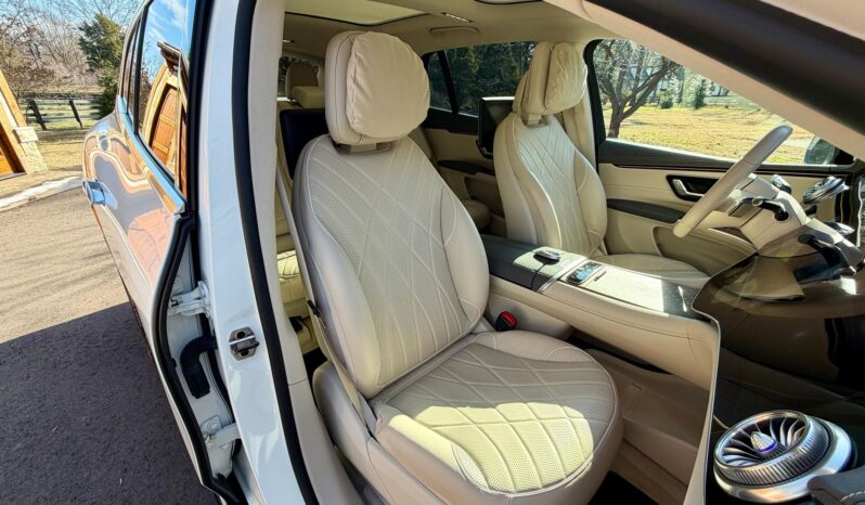 								2023 Mercedes-Benz EQS 580 4Matic SUV 536-hp full									