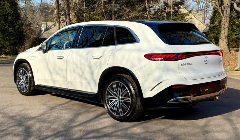								2023 Mercedes-Benz EQS 580 4Matic SUV 536-hp full									