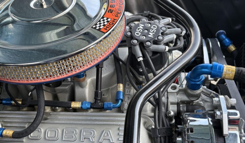 								1965 Ford Mustang Fastback 5-Speed full									