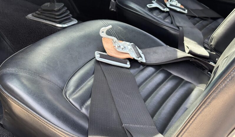 								1965 Ford Mustang Fastback 5-Speed full									