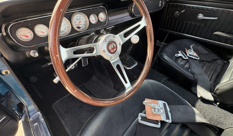								1965 Ford Mustang Fastback 5-Speed full									