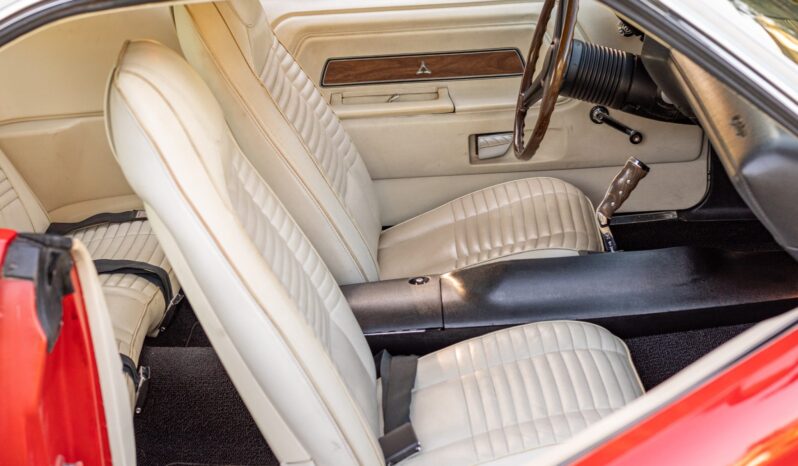 								1970 Dodge Challenger 5-Speed 5.7L Hemi full									