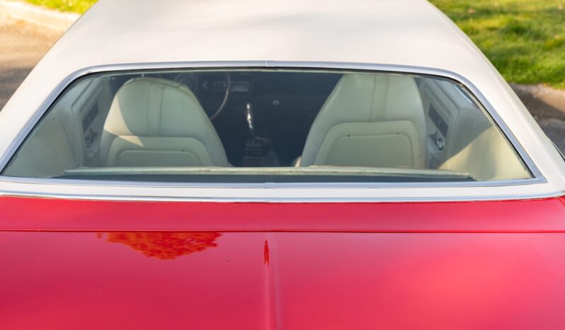 								1970 Dodge Challenger 5-Speed 5.7L Hemi full									