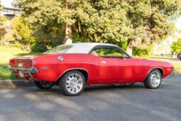 1970 Dodge Challenger 5-Speed 5.7L Hemi full