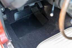 1970 Dodge Challenger 5-Speed 5.7L Hemi full