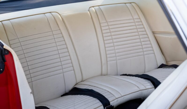 								1970 Dodge Challenger 5-Speed 5.7L Hemi full									