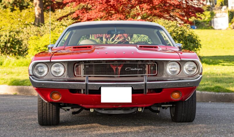 								1970 Dodge Challenger 5-Speed 5.7L Hemi full									