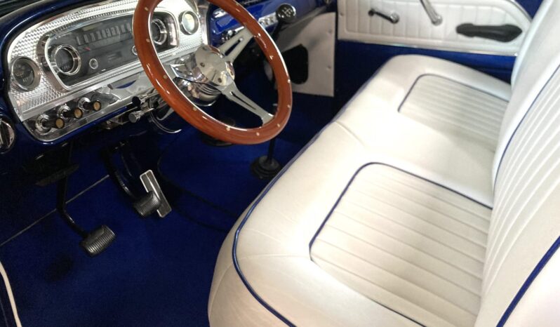 								1966 Ford F-100 Custom Cab 4×4 4-Speed full									