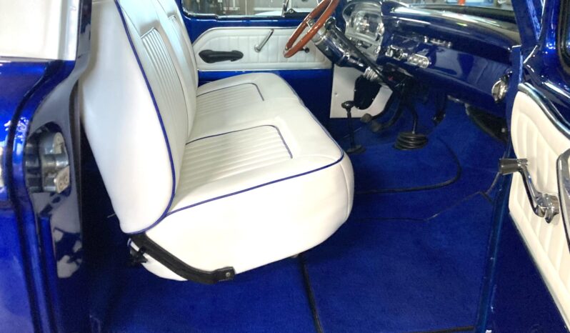 								1966 Ford F-100 Custom Cab 4×4 4-Speed full									