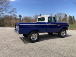 1966 Ford F-100 Custom Cab 4×4 4-Speed
