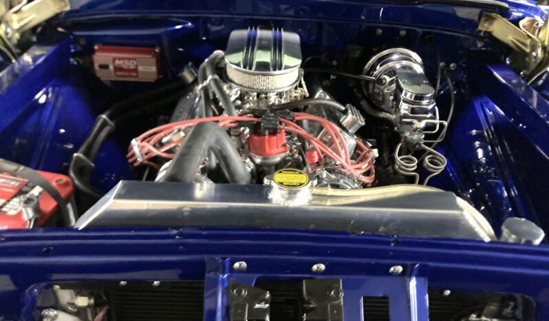 								1966 Ford F-100 Custom Cab 4×4 4-Speed full									