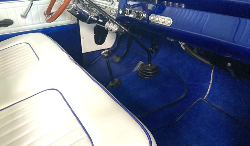 								1966 Ford F-100 Custom Cab 4×4 4-Speed full									