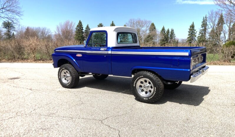 								1966 Ford F-100 Custom Cab 4×4 4-Speed full									