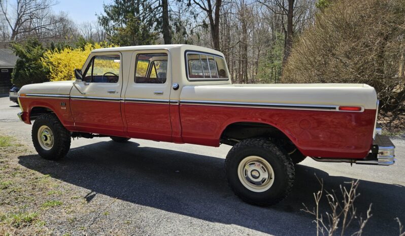 								1976 Ford F-250 Custom Highboy Crew Cab 4×4 4-Speed full									