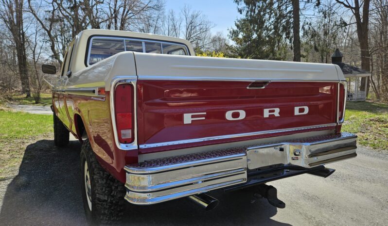 								1976 Ford F-250 Custom Highboy Crew Cab 4×4 4-Speed full									
