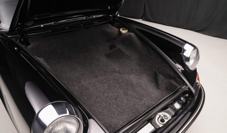 								1971 Porsche 911T Targa full									