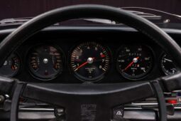 										1971 Porsche 911T Targa full									