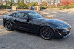 										2023 Toyota Supra 3.0 Premium Manual full									