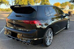 										2024 Volkswagen Golf R 315-hp full									