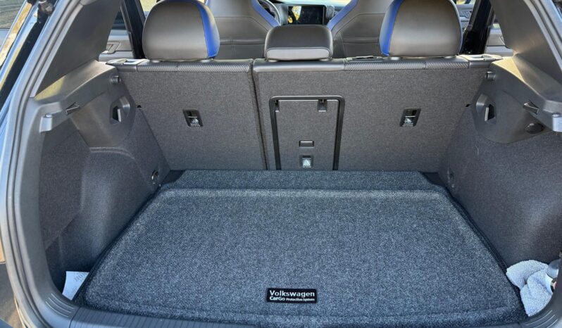 								2024 Volkswagen Golf R 315-hp full									