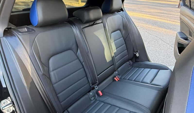 								2024 Volkswagen Golf R 315-hp full									