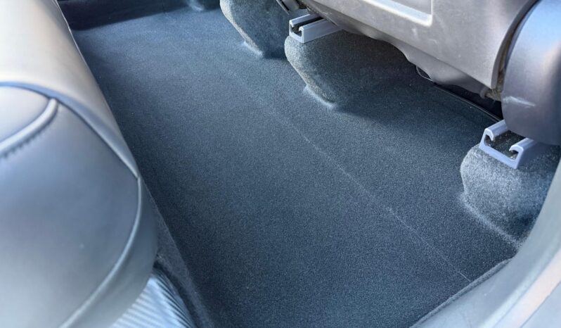 								2024 Tesla Model Y Performance Dual-Motor AWD full									