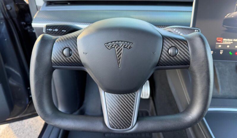 								2024 Tesla Model Y Performance Dual-Motor AWD full									