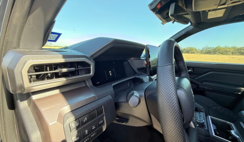 								2024 Toyota Tacoma TRD Off-Road Double Cab 4×4 full									