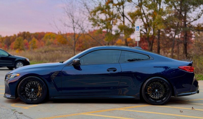 								2022 BMW M4 Competition xDrive Coupe 503-hp full									