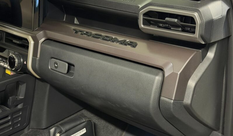 								2024 Toyota Tacoma TRD Off-Road Double Cab 4×4 full									