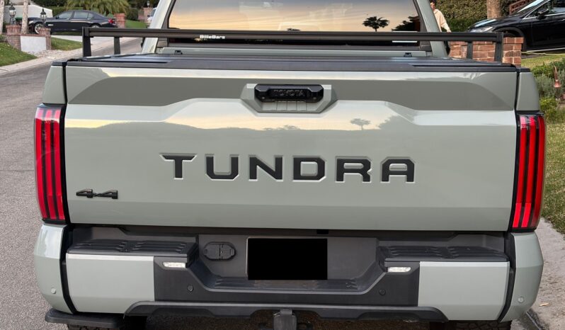 								2022 Toyota Tundra Limited CrewMax 4×4 TRD full									