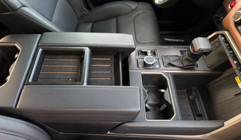 								2022 Toyota Tundra Limited CrewMax 4×4 TRD full									