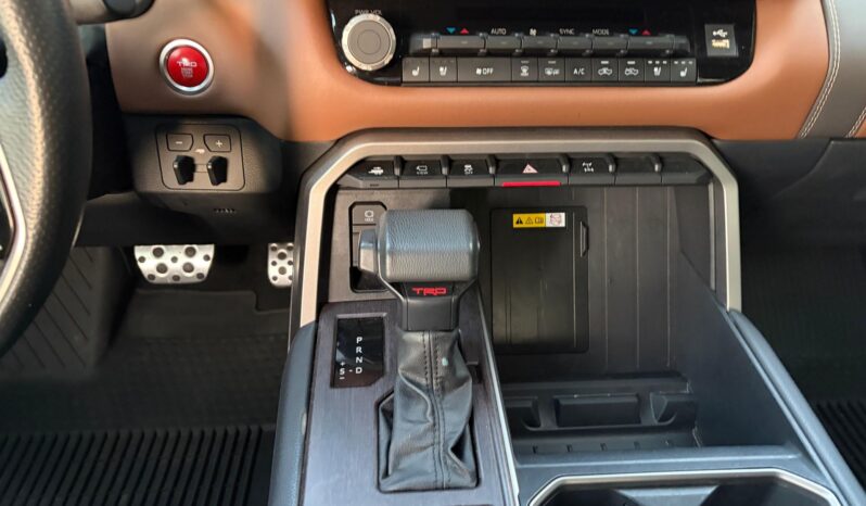 								2022 Toyota Tundra Limited CrewMax 4×4 TRD full									