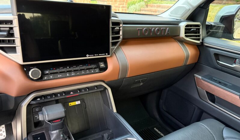 								2022 Toyota Tundra Limited CrewMax 4×4 TRD full									