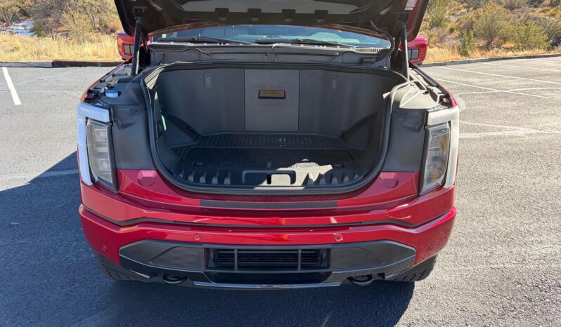 								2024 Ford F-150 Lightning Platinum full									