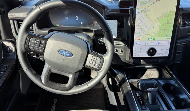 								2024 Ford F-150 Lightning Platinum full									