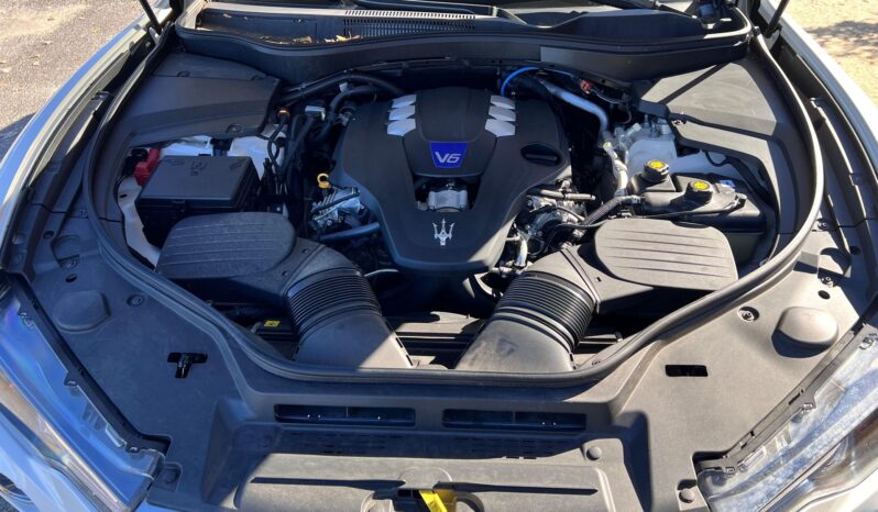 								2022 Maserati Levante Modena 424Hp full									