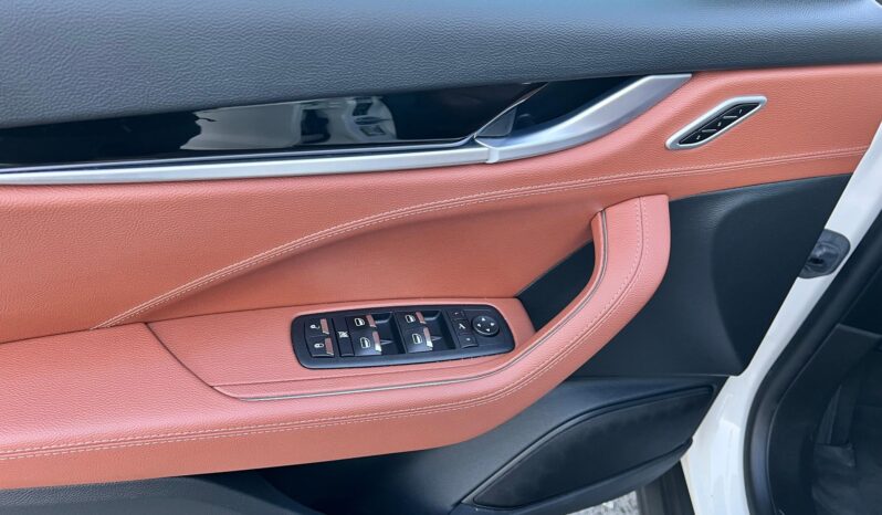 								2022 Maserati Levante Modena 424Hp full									